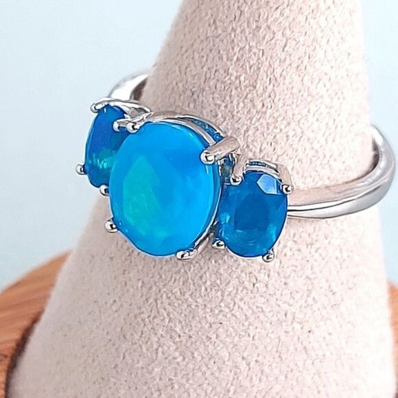 Natural Blue Fire Opal 925 Sterling Silver Ring - Picture 3 of 6